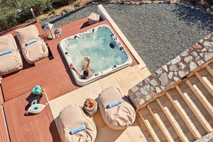 Whirlpool im Sommer nutzen: Temperatur, Pflege und Tipps