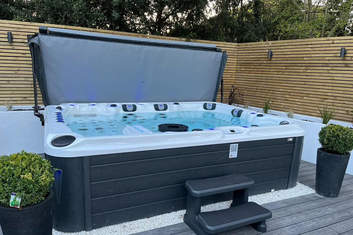 Kan een jacuzzi op een normaal stopcontact? (2026)