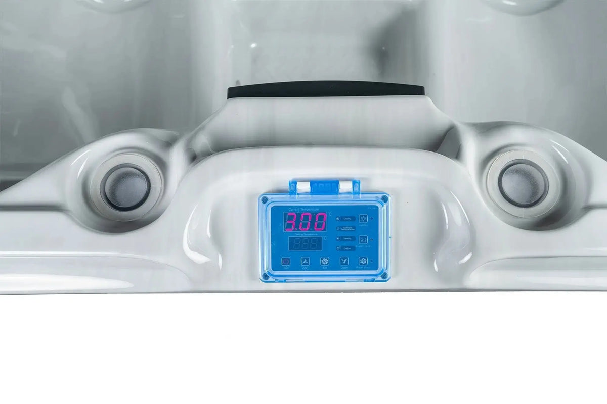 Close-up van bedieningspaneel voor jacuzzi kopen, ideaal voor swimspa en jacuzzi buiten gebruik.