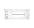 Witte zwemspa met zitplaatsen en jets, modern ontwerp voor jacuzzi buitengebruik, swimspa ideal voor sport en ontspanning,.