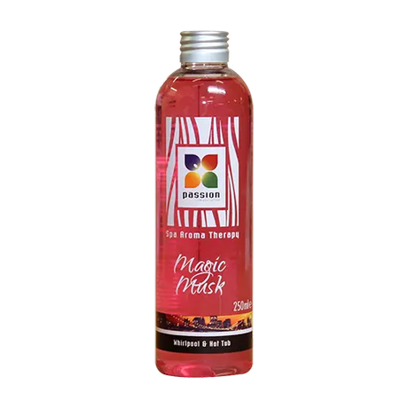 Fles Magic Musk rode aromatherapie olie voor jacuzzi, zwemspa en swimspa gebruik buiten.